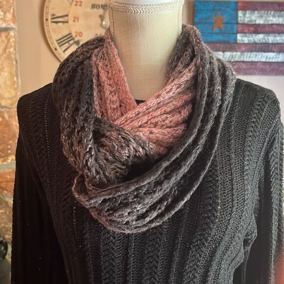 Black and Pink Ombre Knit Infinity Scarf One Size Fits Most - Picture 7 of 7